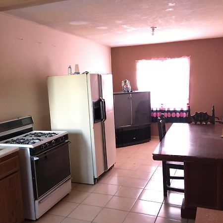 Blanquita Guesthouse Manuel F. Martínez 외부 사진