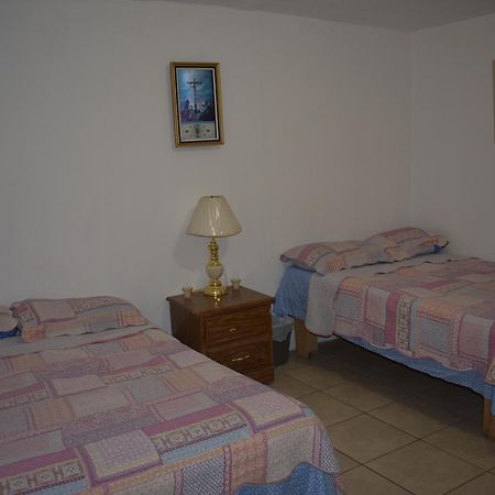 Blanquita Guesthouse Manuel F. Martínez 외부 사진